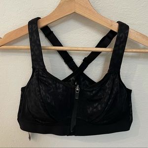 Victoria Secret Incredible Knockout Sports Bra